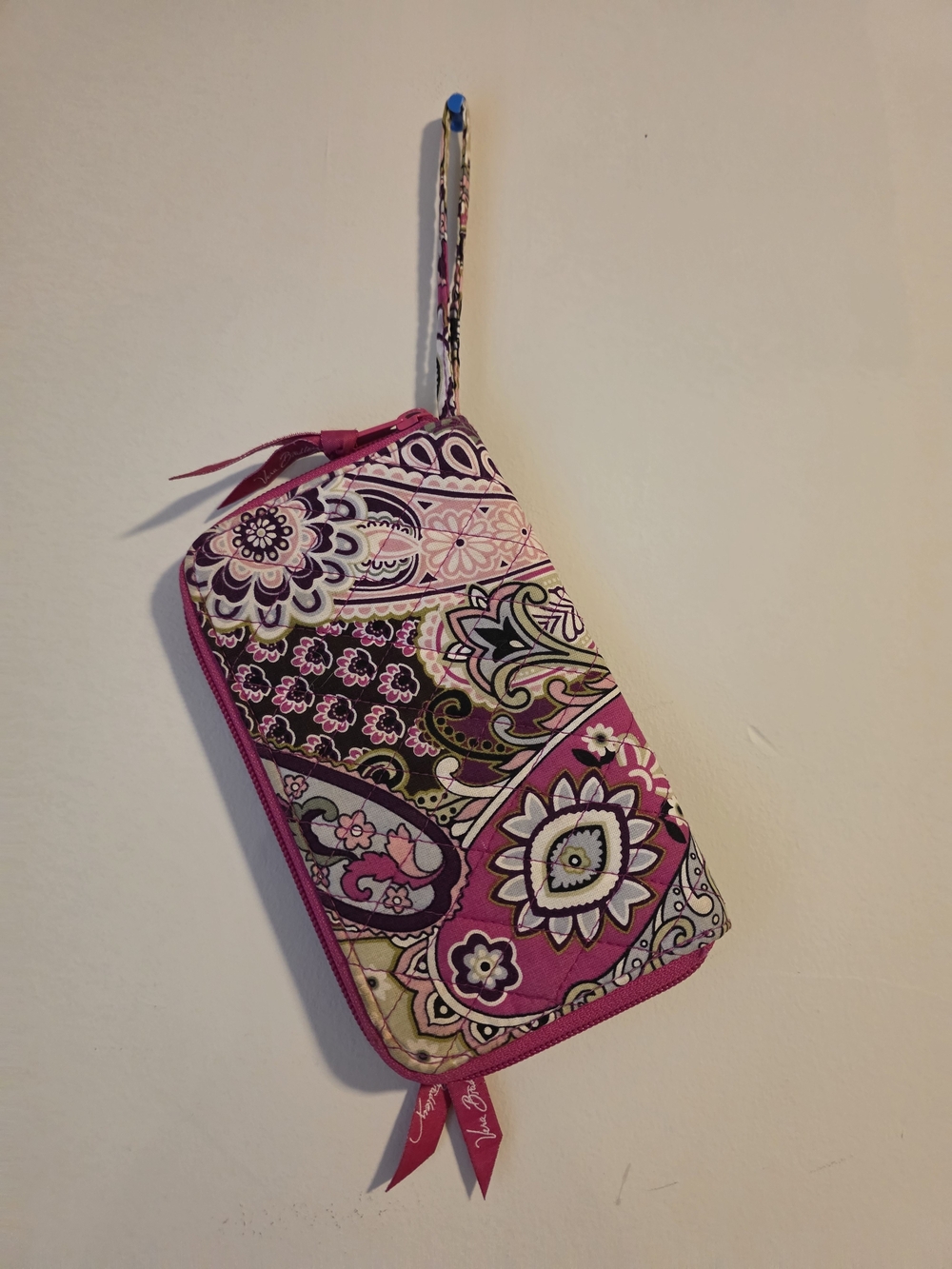 Vera Bradley Pink Paisley Floral Quilted Wristlet Clutch